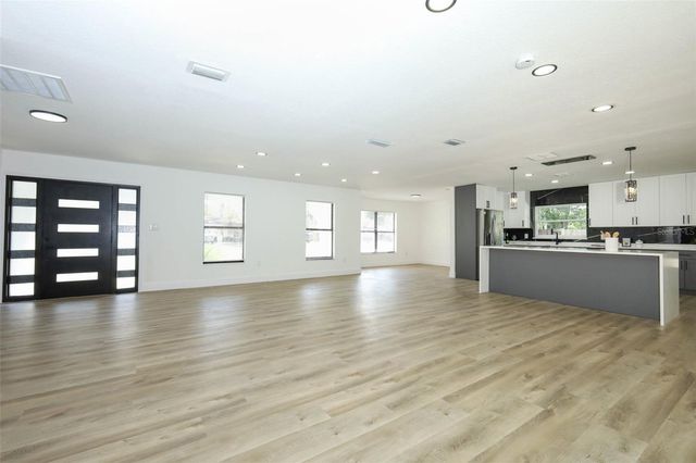 302 TIMBERCOVE CIRCLE, Longwood, FL 32779