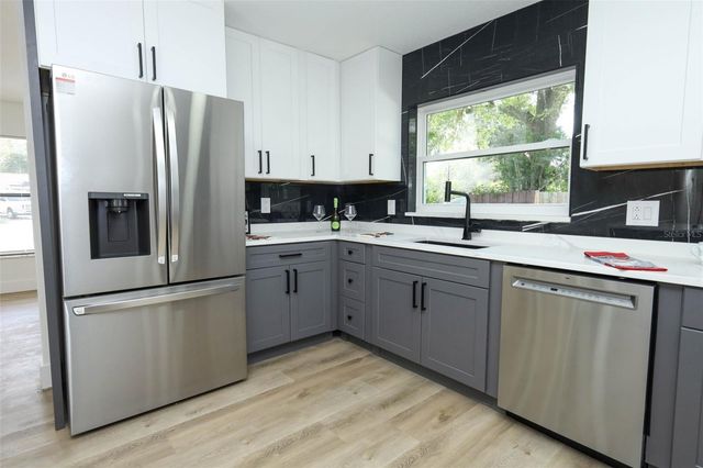 302 TIMBERCOVE CIRCLE, Longwood, FL 32779