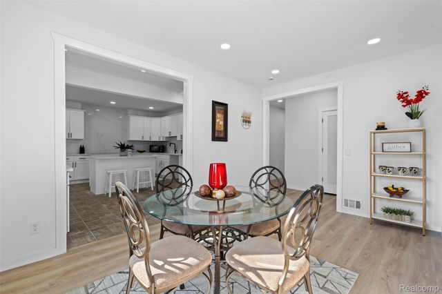 2409 Calvert Street, Detroit, MI 48206