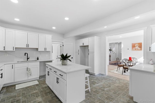 2409 Calvert Street, Detroit, MI 48206