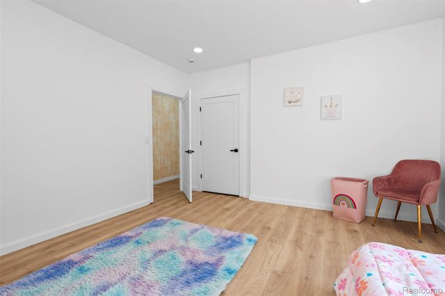 2409 Calvert Street, Detroit, MI 48206