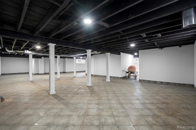 2409 Calvert Street, Detroit, MI 48206