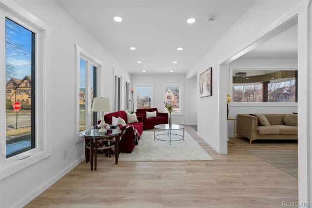 2409 Calvert Street, Detroit, MI 48206