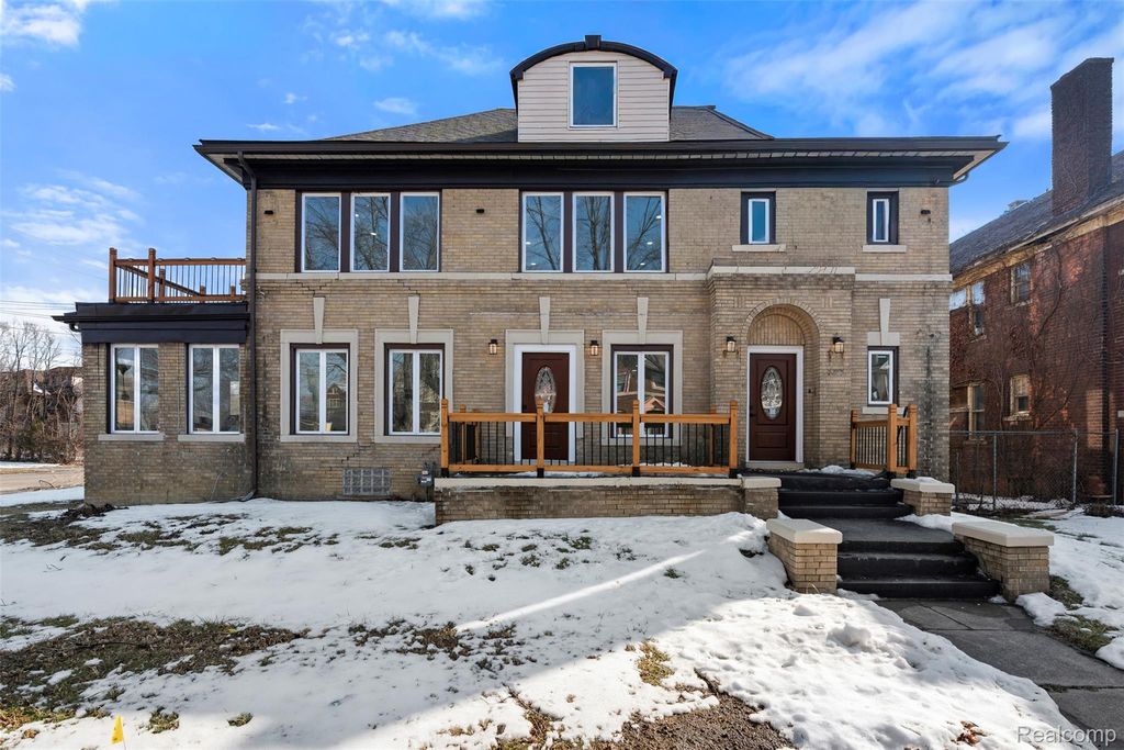 2409 Calvert Street, Detroit, MI 48206