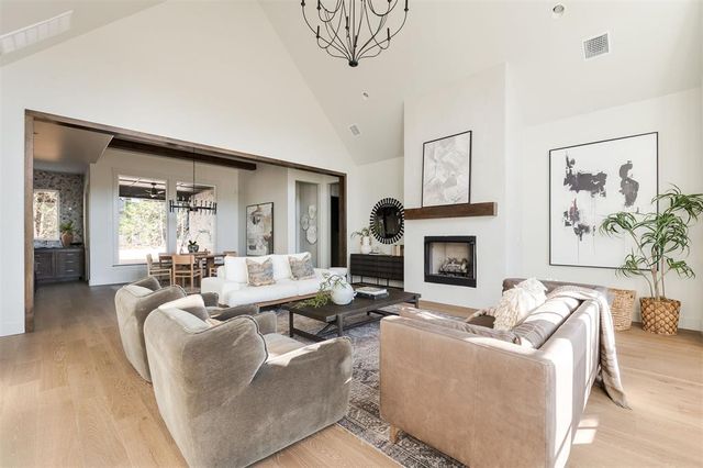 7225 Sunset Sail Avenue, Edmond, OK 73034