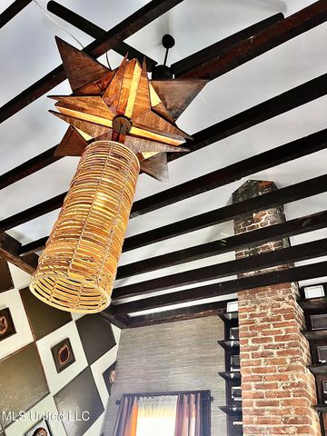 435 E College Avenue, Holly Springs, MS 38635