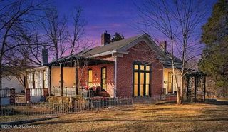 435 E College Avenue, Holly Springs, MS 38635