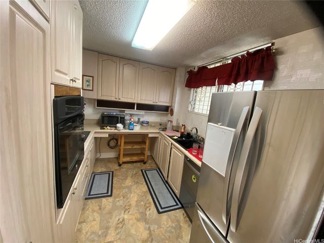 469 Ena Road 3509, Honolulu, HI 96815