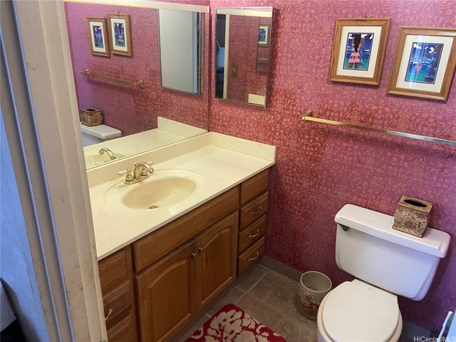 469 Ena Road 3509, Honolulu, HI 96815