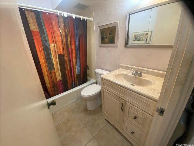 469 Ena Road 3509, Honolulu, HI 96815