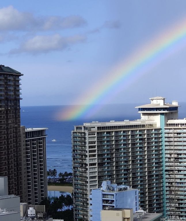 469 Ena Road 3509, Honolulu, HI 96815