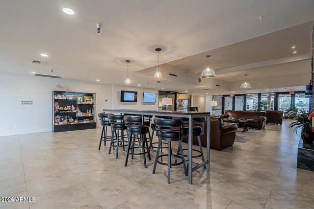 9013 E SUN LAKES Boulevard S, Sun Lakes, AZ 85248