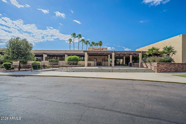 9013 E SUN LAKES Boulevard S, Sun Lakes, AZ 85248