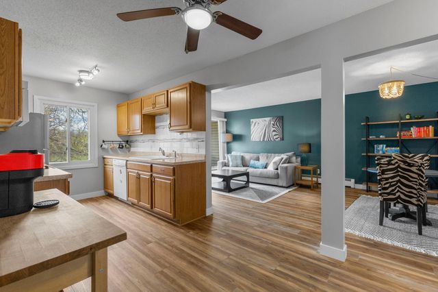 10720 Rockford Road 313, Plymouth, MN 55442