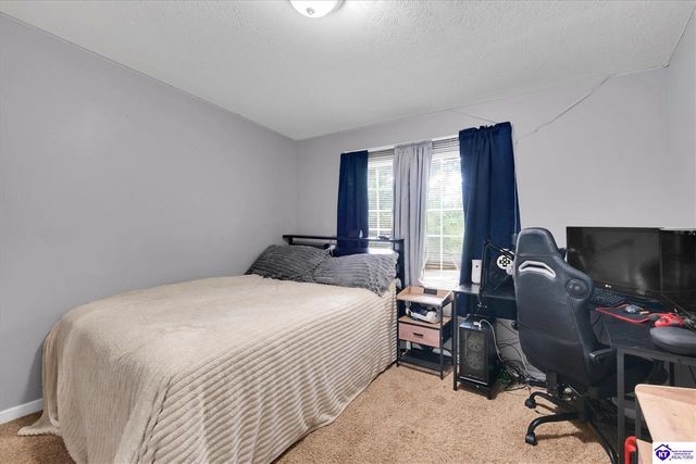 435 Thompson Lane, Vine Grove, KY 40175