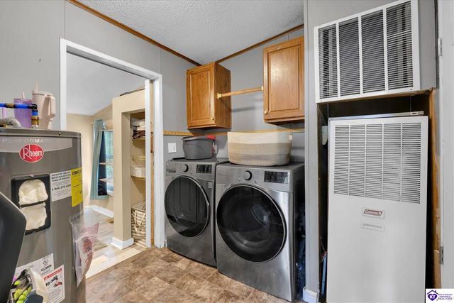435 Thompson Lane, Vine Grove, KY 40175