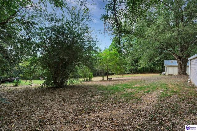 435 Thompson Lane, Vine Grove, KY 40175