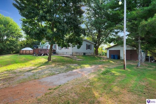 435 Thompson Lane, Vine Grove, KY 40175