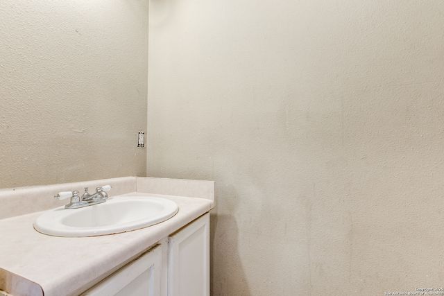 1022 S Hamilton, San Antonio, TX 78207