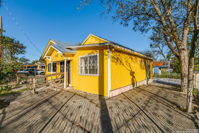 1022 S Hamilton, San Antonio, TX 78207