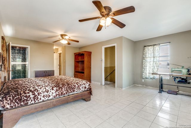 1022 S Hamilton, San Antonio, TX 78207