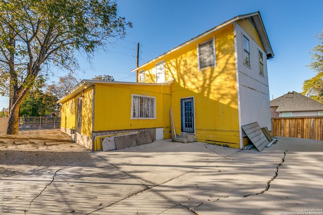 1022 S Hamilton, San Antonio, TX 78207