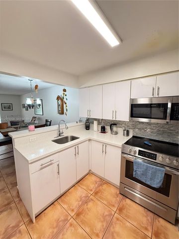8480 SW 156th Place 620, Miami, FL 33193
