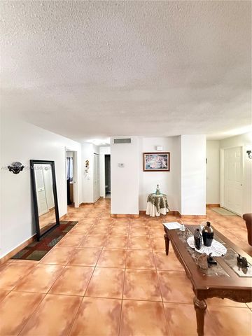 8480 SW 156th Place 620, Miami, FL 33193