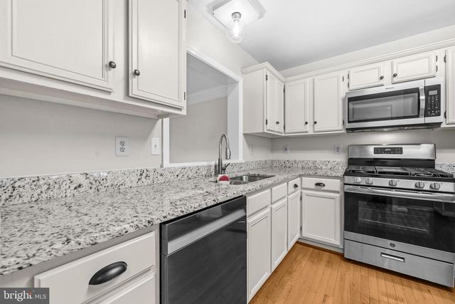 540 CURRANT TER NE, Leesburg, VA 20176