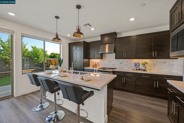 5866 Silhouette Ct, Dublin, CA 94568