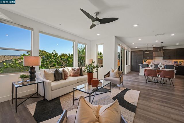 5866 Silhouette Ct, Dublin, CA 94568