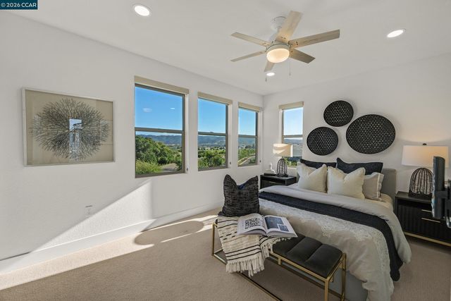 5866 Silhouette Ct, Dublin, CA 94568