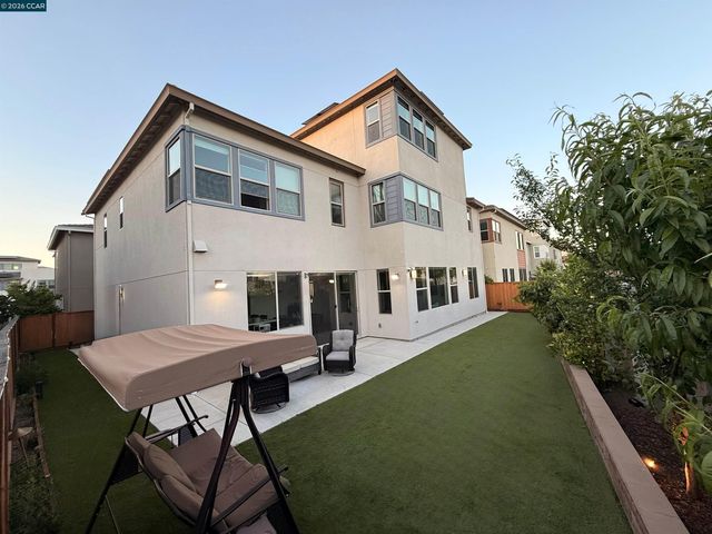 5866 Silhouette Ct, Dublin, CA 94568