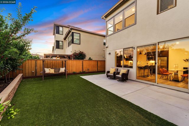 5866 Silhouette Ct, Dublin, CA 94568
