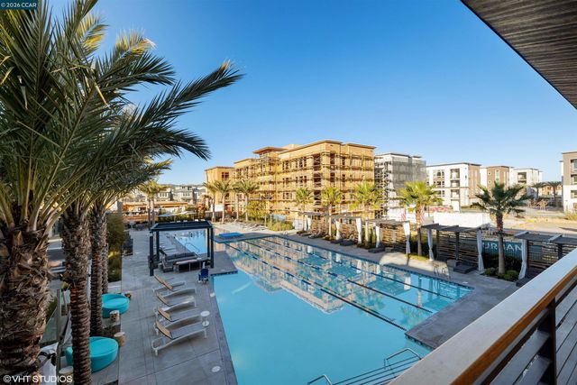 5866 Silhouette Ct, Dublin, CA 94568