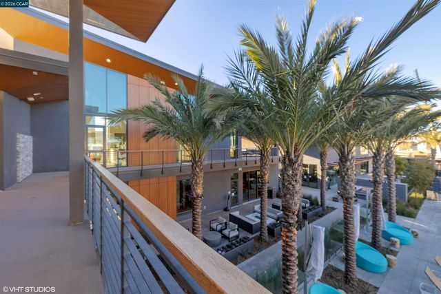 5866 Silhouette Ct, Dublin, CA 94568