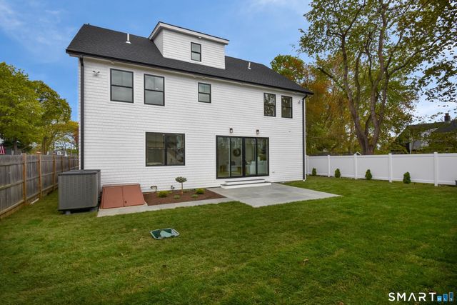 57 Beaumont Place, Fairfield, CT 06824