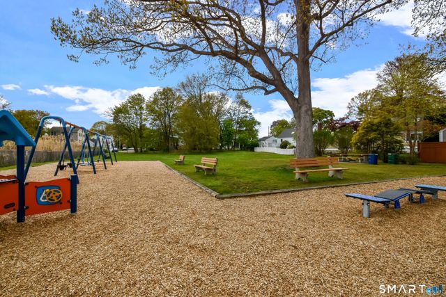 57 Beaumont Place, Fairfield, CT 06824