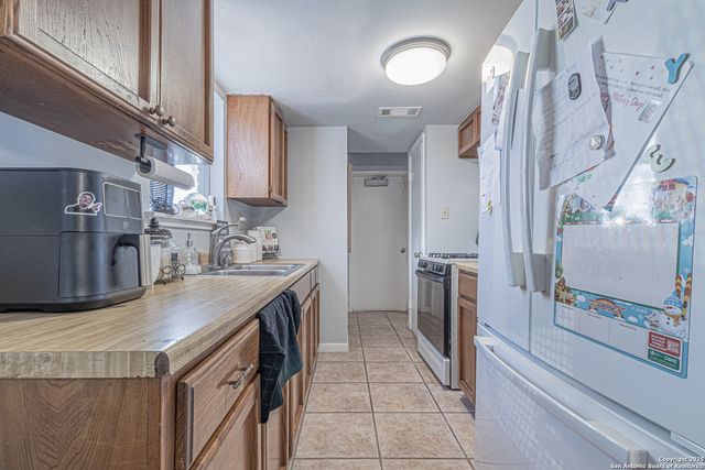 3002 Aragon, San Antonio, TX 78211