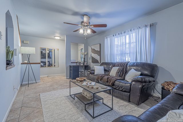 3002 Aragon, San Antonio, TX 78211