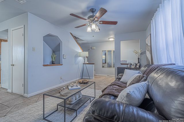 3002 Aragon, San Antonio, TX 78211