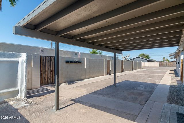 2142 E TAYLOR Street, Phoenix, AZ 85006