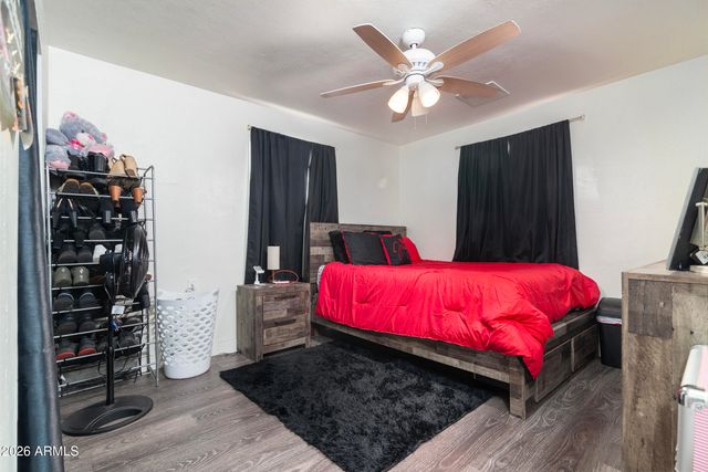 2142 E TAYLOR Street, Phoenix, AZ 85006