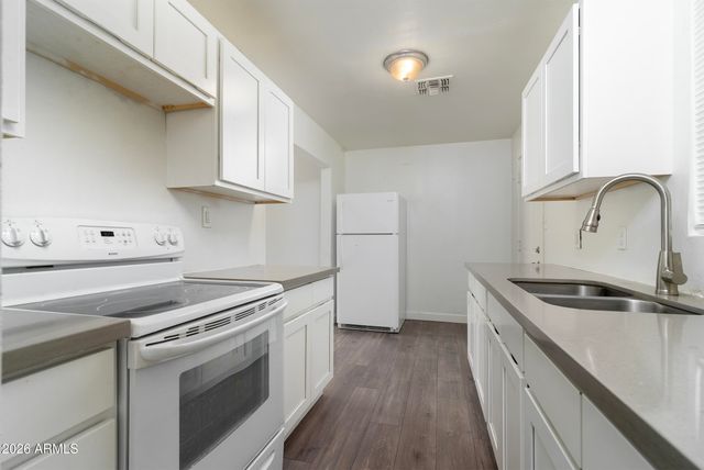 2142 E TAYLOR Street, Phoenix, AZ 85006