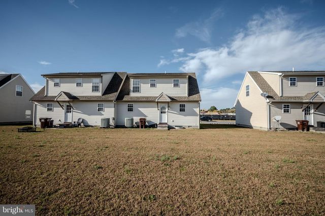 221 N BROWN ST, Fruitland, MD 21826