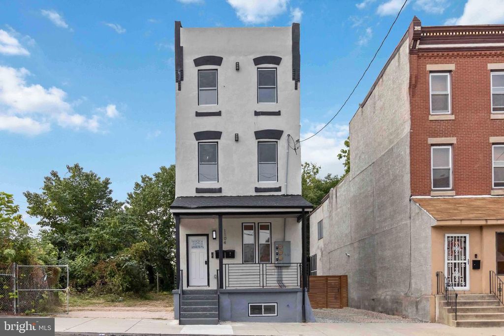 1104 N 42ND ST, Philadelphia, PA 19104