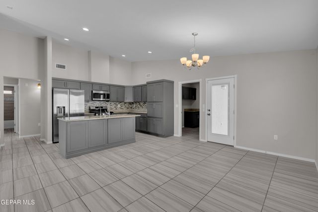 2865 MARIA CASAS Street, El Paso, TX 79938
