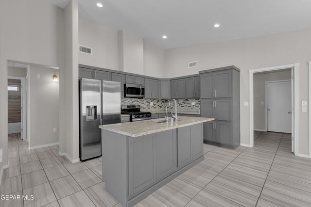 2865 MARIA CASAS Street, El Paso, TX 79938