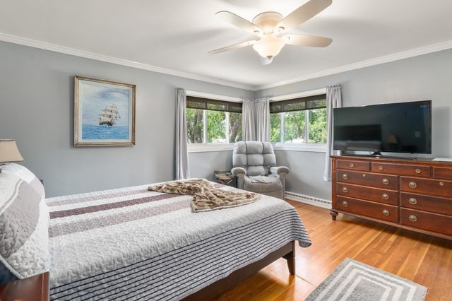 11 Sunset Dr, Easton, MA 02334