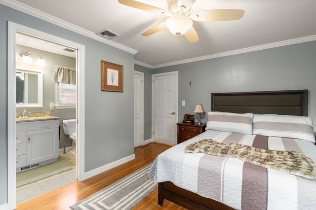 11 Sunset Dr, Easton, MA 02334